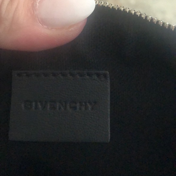 Givenchy bag - Picture 2 of 6
